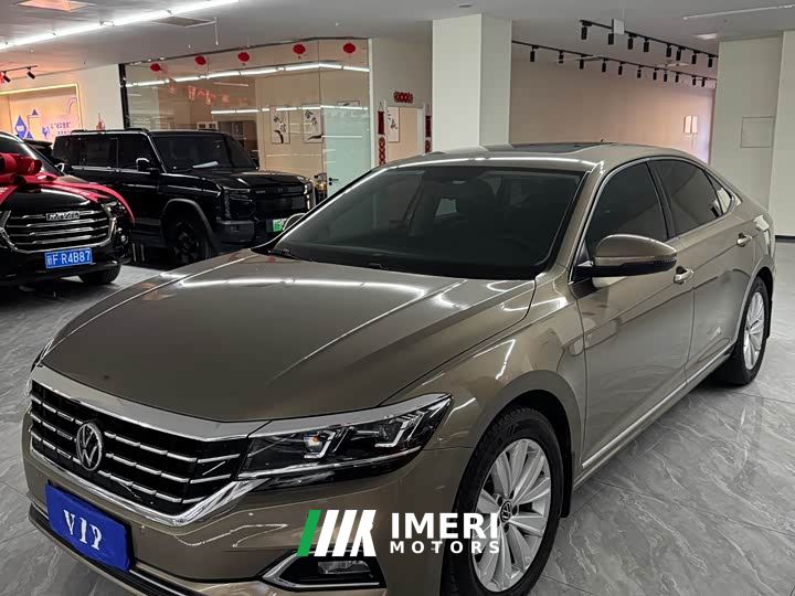 Volkswagen Passat 330TSI Elite