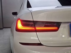 BMW 3 Series 325Li M Sport Package - ფოტო 17