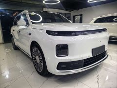 Leapmotor D19 Extended Range 500 Deluxe Edition Six-Seater - ფოტო 3