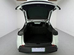 Tesla Model Y Rear-Wheel Drive - ფოტო 7
