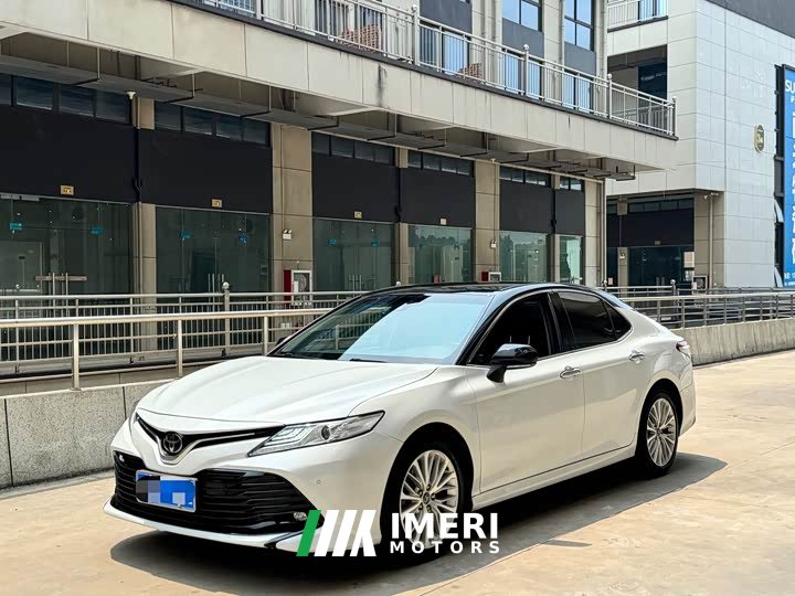 Toyota Camry 2019 Facelift 2.5G Luxury - ავტომობილი ჩინეთიდან
