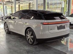 Li Auto i6 Four-Wheel Drive Standard Edition - ფოტო 6