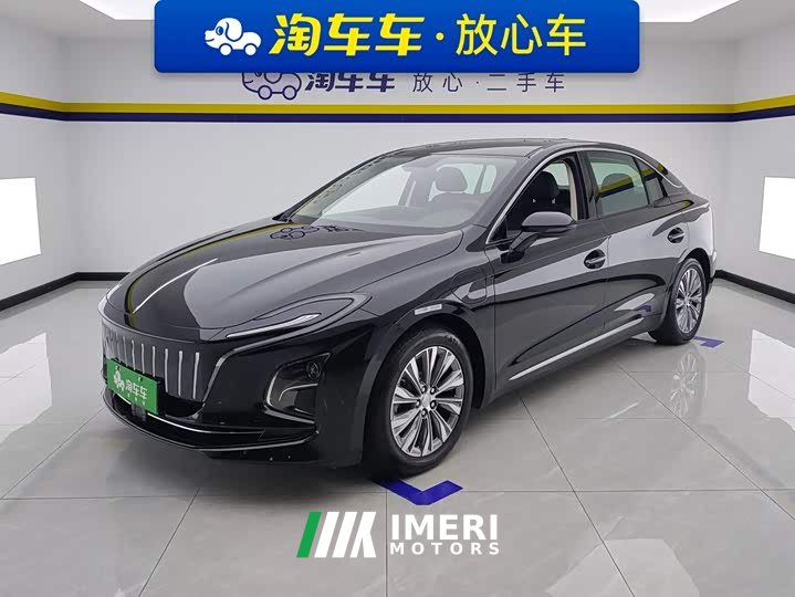 FAW Hongqi E-QM5 500km Travel Edition