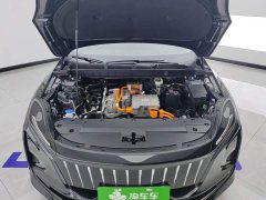 FAW Hongqi E-QM5 500km Travel Edition - ფოტო 10