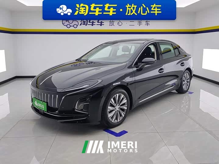 FAW Hongqi E-QM5 500km Travel Edition