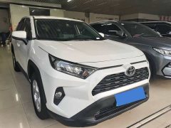 Toyota RAV4 2.0L CVT FWD Urban Edition - ფოტო 3