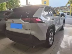Toyota RAV4 2.0L CVT FWD Urban Edition - ფოტო 7