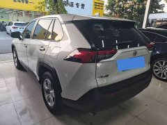 Toyota RAV4 2.0L CVT FWD Urban Edition - ფოტო 9