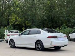 BMW i5 eDrive 35L M Sport Package - ფოტო 9