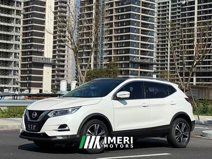 Nissan Qashqai 2.0L CVT XV Premium Luxury