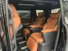 Toyota Vellfire 2024 Crown Hybrid 2.5L Executive Premier Edition - ფოტო 4