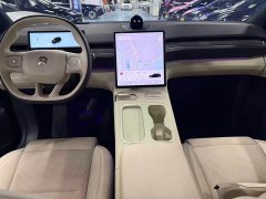NIO ES6 75kWh - ფოტო 11