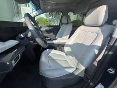 Buick GL8 Luzun Respect Edition - ფოტო 12