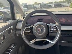Buick GL8 Luzun Respect Edition - ფოტო 7