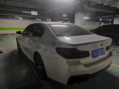 BMW 5 Series 530Li Luxury M Sport Package - ფოტო 4