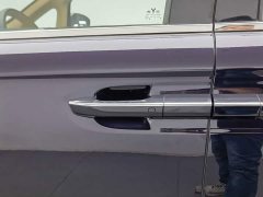 Voyah Dream 2024 PHEV Extended Range Luxury Edition - фото 18
