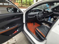 Changan UNI-V 1.5T Premium - ფოტო 12