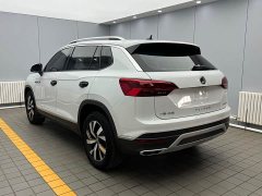 Volkswagen Taos 280TSI FWD Luxury Smart Connected Edition - ფოტო 4