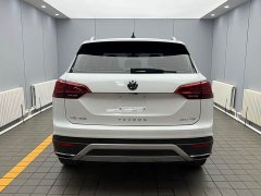Volkswagen Taos 280TSI FWD Luxury Smart Connected Edition - ფოტო 5