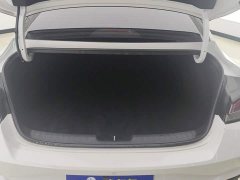 Hyundai Elantra 1.5L CVT Luxury - ფოტო 4