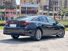 Toyota Camry Hybrid 2.0L Premium - ფოტო 5