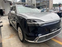 AITO M9 Extended Range Ultimate World Leader Extended 6-Seater - ფოტო 3