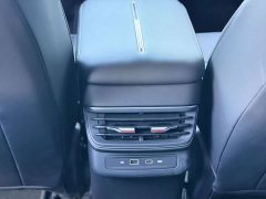 FAW Red Flag HS3 PHEV 2025 125km Range Jingwei PLUS 2 Million Units Anniversary Edition - ფოტო 9