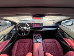 BMW 5 Series 525Li M Sport Package - ფოტო 5