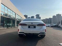 BMW 5 Series 525Li M Sport Package - ფოტო 8