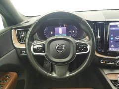 Volvo XC60 2022 B5 AWD Smart Remote Luxury Edition - ფოტო 11