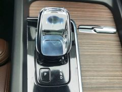 Volvo XC60 2022 B5 AWD Smart Remote Luxury Edition - ფოტო 13
