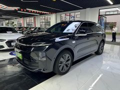 Li Auto L6 Pro Smart Refresh Edition - ფოტო 1