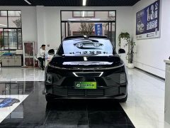 Li Auto L6 Pro Smart Refresh Edition - ფოტო 2