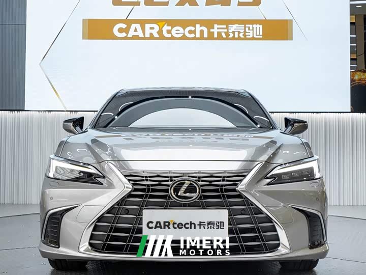 Lexus ES 300h Premium Edition - ავტომობილი ჩინეთიდან