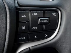 Lexus ES 300h Premium Edition - ფოტო 18
