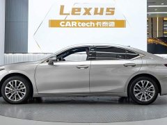 Lexus ES 300h Premium Edition - ფოტო 3