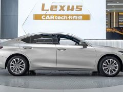 Lexus ES 300h Premium Edition - ფოტო 4