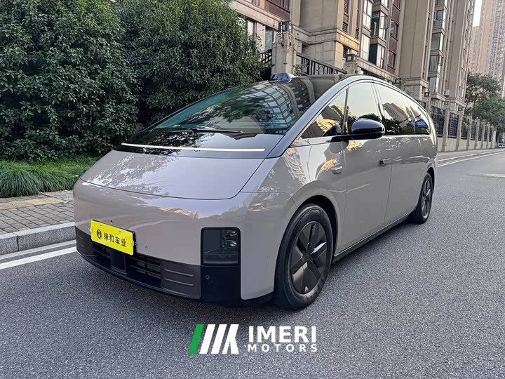 Li Auto Li Xiang MEGA Ultra - ავტომობილი ჩინეთიდან