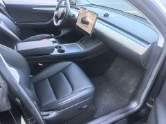 Tesla Model Y Rear-Wheel Drive - ფოტო 11
