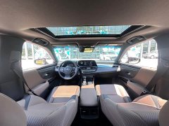 Lexus ES 2021 300h Premium Edition - ფოტო 18