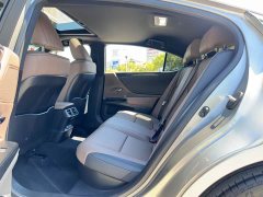 Lexus ES 2021 300h Premium Edition - ფოტო 8
