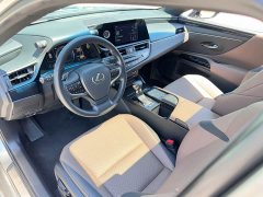 Lexus ES 2021 300h Premium Edition - ფოტო 9