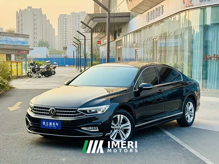 Volkswagen Magotan Popular Edition 280TSI DSG Comfort - ავტომობილი ჩინეთიდან