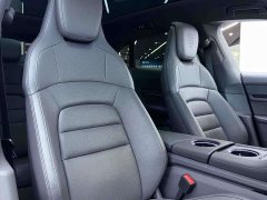 Porsche 2022 Taycan 4 Cross Turismo - ფოტო 12