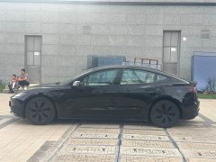 Tesla Model 3 Rear-Wheel Drive - ფოტო 3