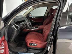 BMW X5 xDrive 30Li M Sport Luxury Night Edition Package - ფოტო 11