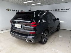 BMW X5 xDrive 30Li M Sport Luxury Night Edition Package - ფოტო 5