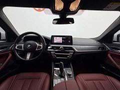 BMW 5 Series Facelift 530Li xDrive M Sport Package - ფოტო 9