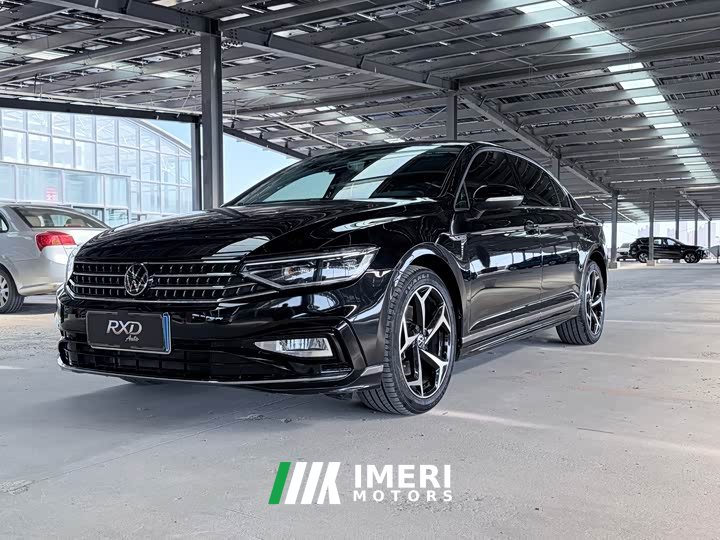 Volkswagen Magotan 2 Million Units Commemorative Edition 330TSI DSG Luxury