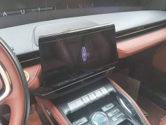 Lincoln Navigator 2023 2.0T AWD Prestige - ფოტო 13